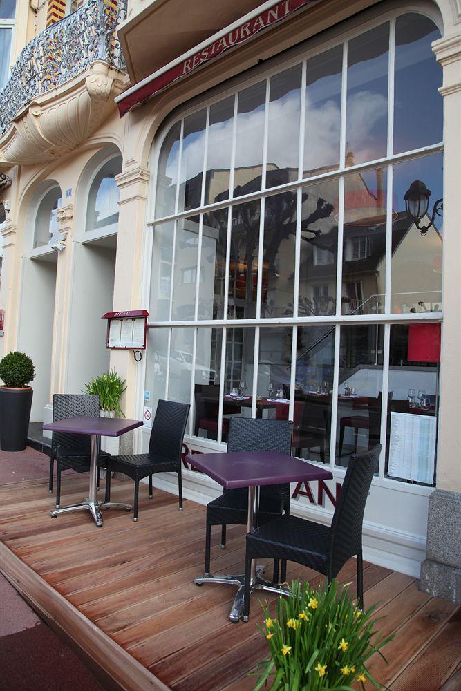 Albert Premier Hotel Bagnoles-de-l'Orne Buitenkant foto